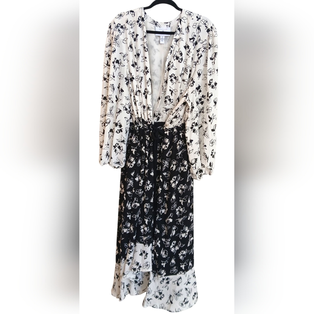 Lane Bryant Women's Black and White Floral Wrap Around Maxi Dress-Size 28 EUC